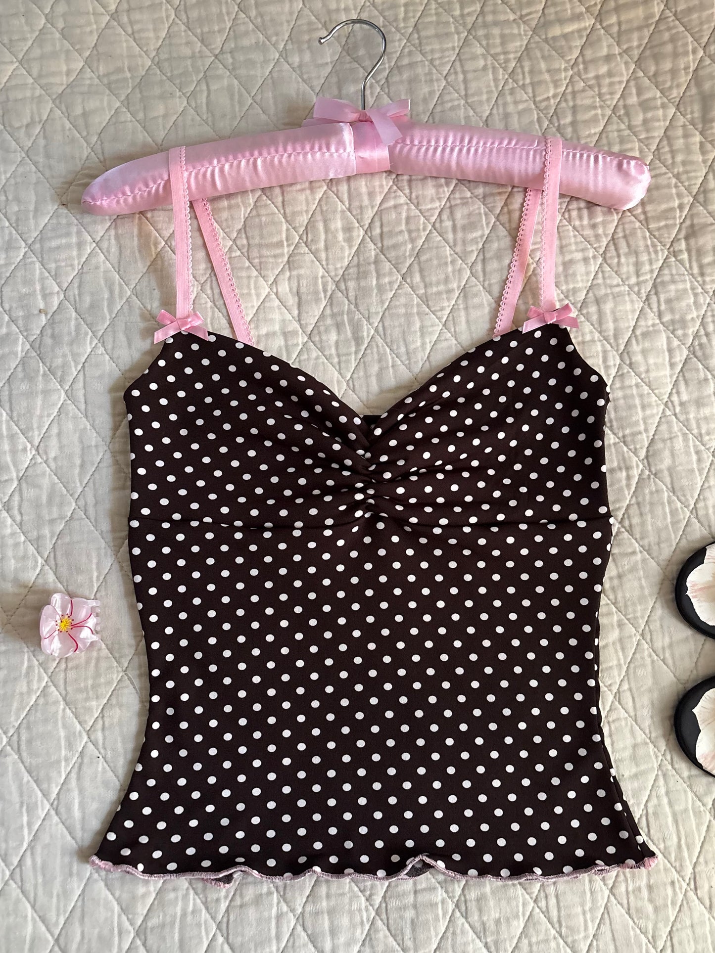 Cleo top in ‘mocha dot + bubblegum’