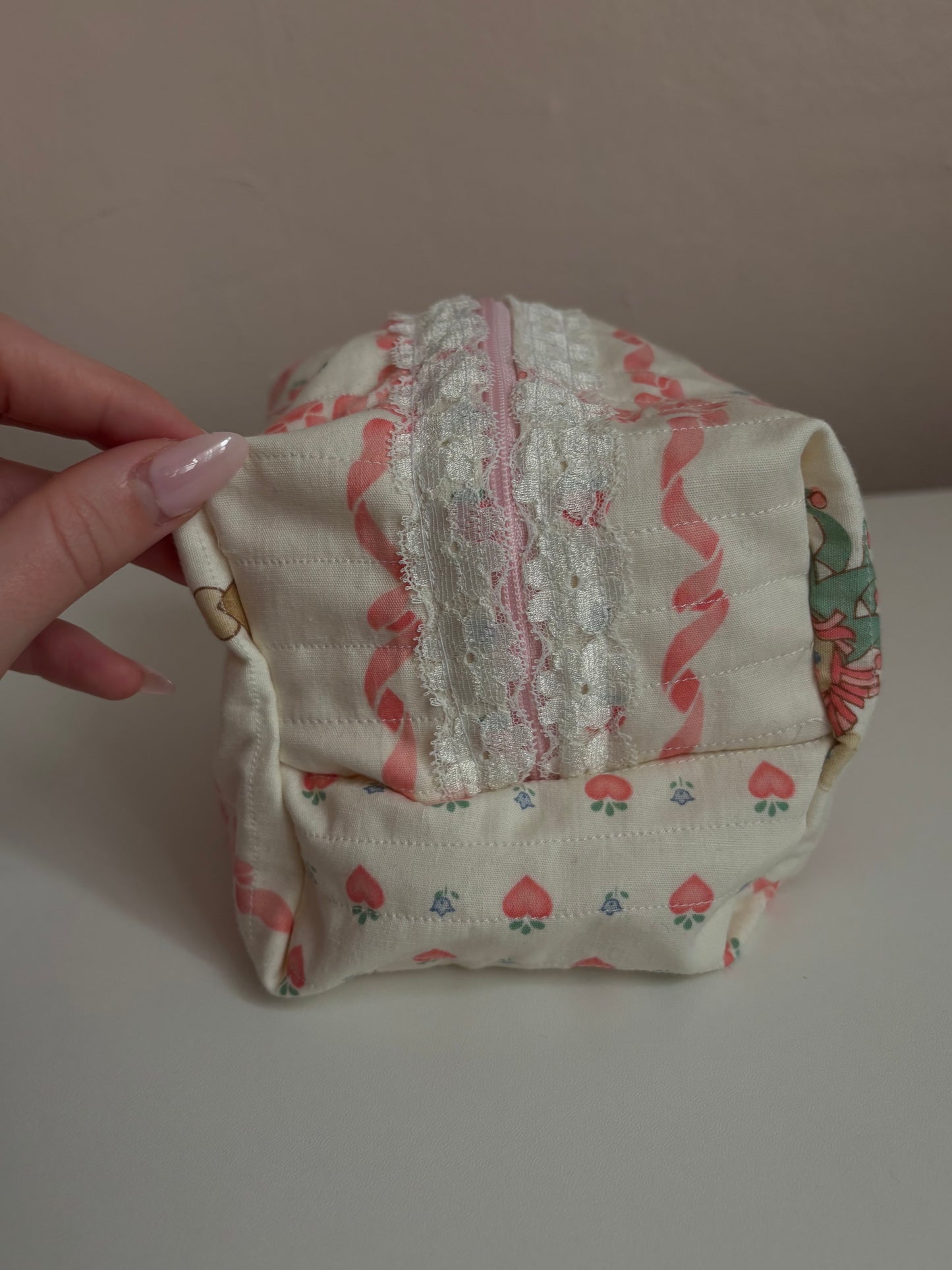 teddy kiss makeup bag