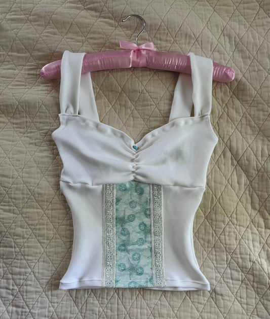 ‘looking for seashells’ top